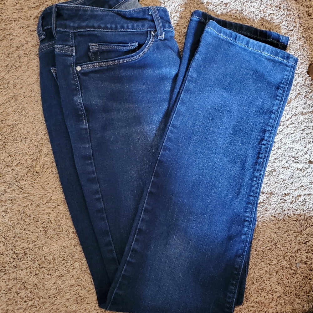 Lee Jean's